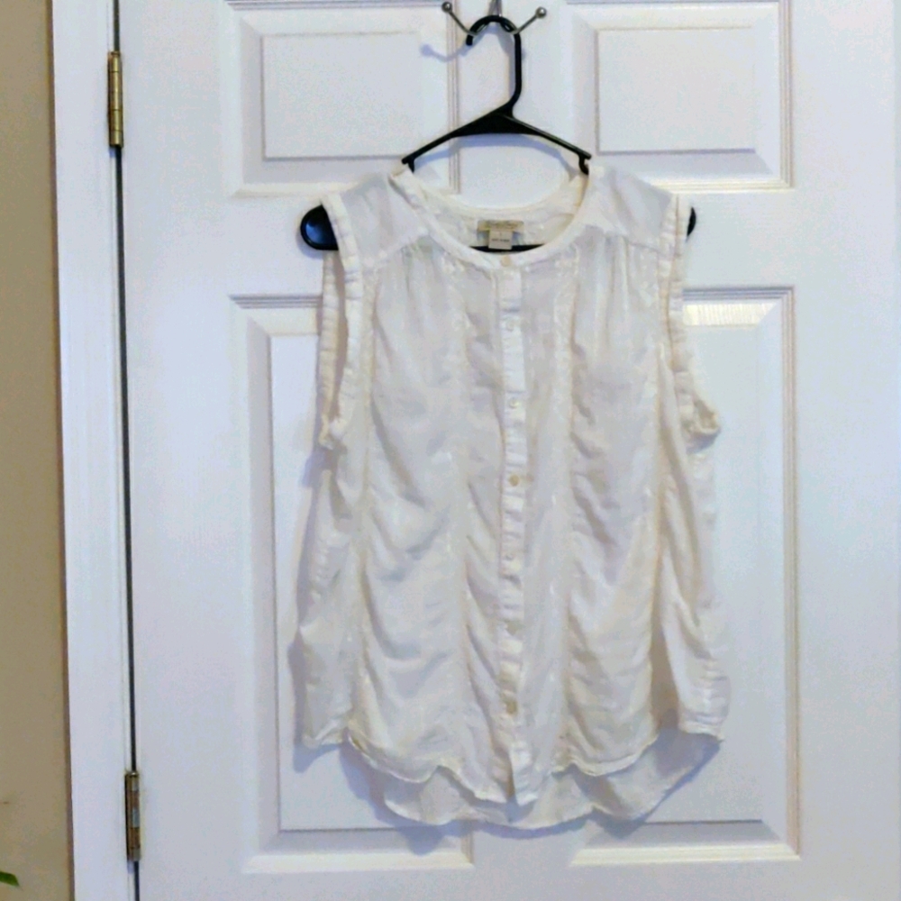 Lucky brand - off white - sleeveless top - L